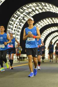 BIB: 0420, 40057
                            <button type="button" onclick="openModal(20328226)" class="btn btn-primary btn-sm float-right btn-popup" data-toggle="modal" data-target=".modal-high-quality">
                        <i class="fas fa-shopping-cart"></i> Add to Cart
                    </button>
                                            <button type="button" onclick="isThisMe(20328226, true)" class="btn btn-success btn-sm float-right btn-popup btn-isme hidden" data-toggle="tooltip" data-placement="bottom" title="นี่คือรูปของคุณใช่ไหม คลิกที่นี่เพื่อเอาเข้าอัลบั้ม">
                        <i class="fas fa-plus"></i> Add to album
                    </button>
                    <button type="button" onclick="isThisMe(20328226, false)" class="btn btn-warning btn-sm float-right btn-popup btn-isnotme hidden">
                        <i class="fas fa-ban"></i> Remove from album
                    </button>